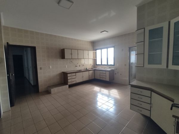 Imóvel Apartamento no CENTRO em Dracena-SP