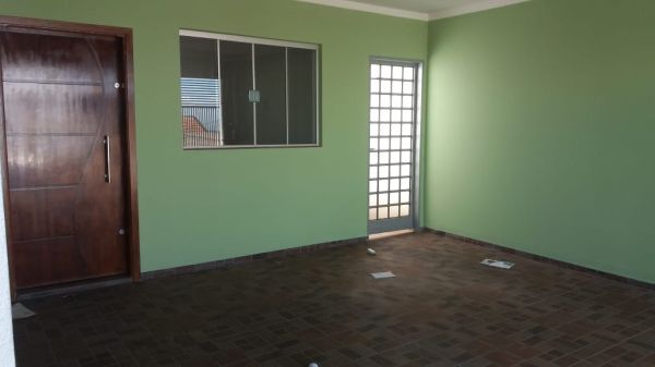 Imóvel Casa no PALMEIRAS IV em Dracena-SP