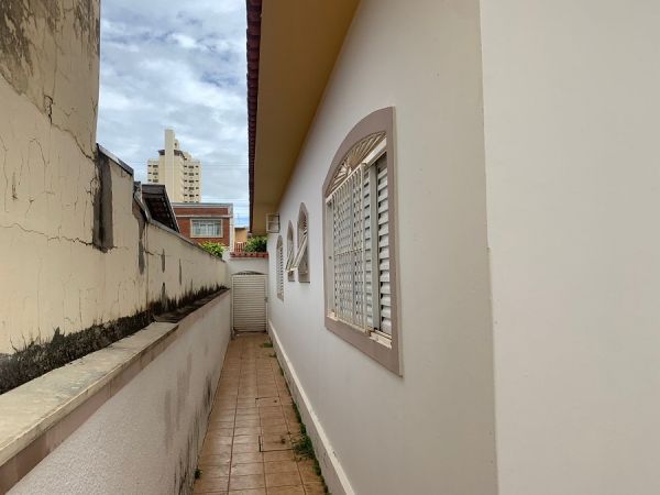 Imóvel Comercial no CENTRO em Dracena-SP