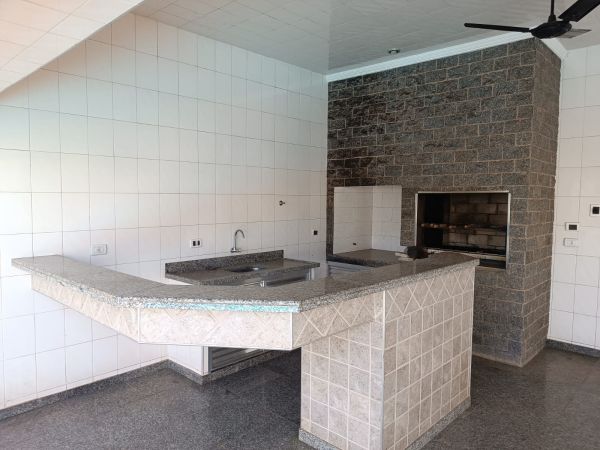 Imóvel Casa no CENTRO em Dracena-SP