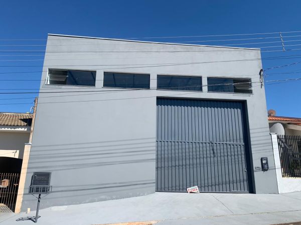 Imóvel Comercial no JD JUSSARA em Dracena-SP