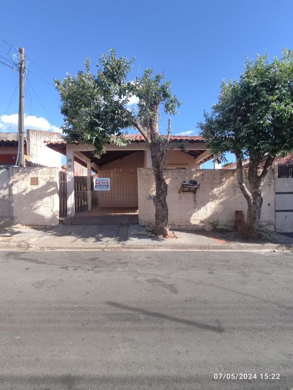 Imóvel Casa no FIORAVANTE em Dracena-SP