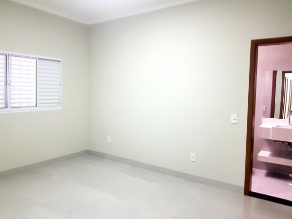 Imóvel Casa no VILA LUCELIA em Dracena-SP