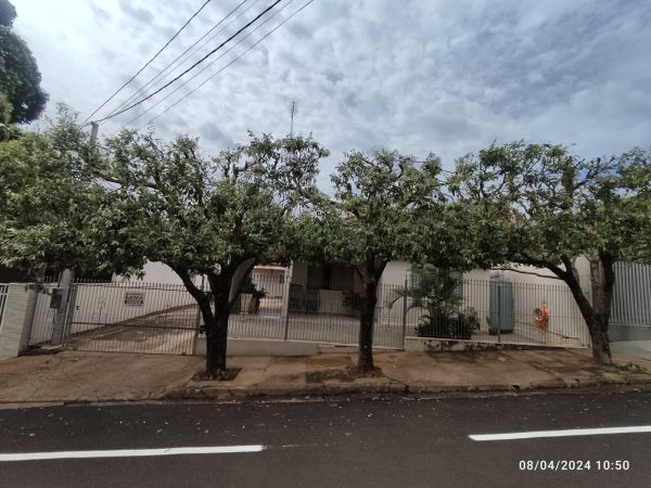 Imóvel Casa no CENTRO em Dracena-SP