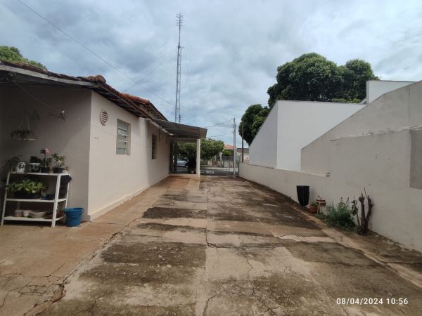 Imóvel Casa no CENTRO em Dracena-SP