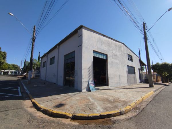 Imóvel Comercial no CENTRO em Dracena-SP