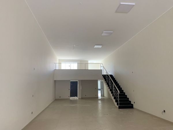 Imóvel Comercial no CENTRO em Dracena-SP