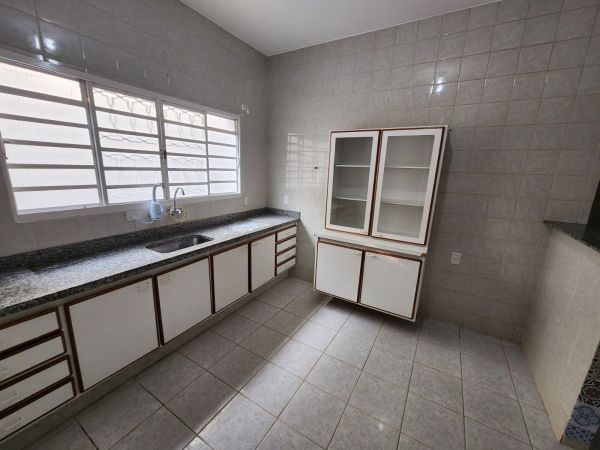Imóvel Casa no CENTRO em Dracena-SP