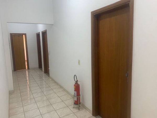Imóvel Comercial no CENTRO em Dracena-SP