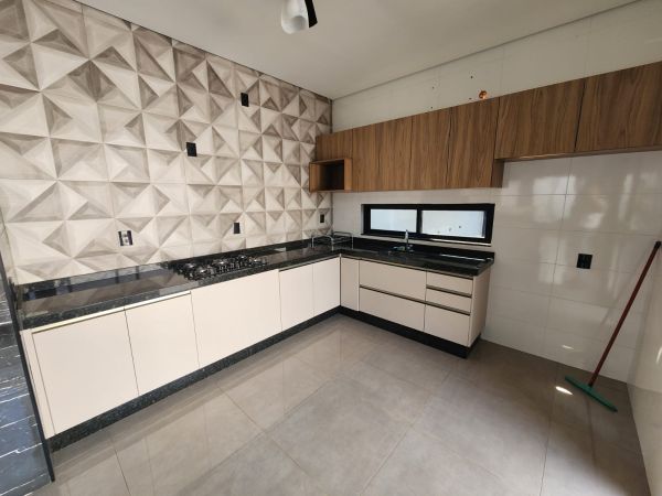 Imóvel Casa no JD BORTOLATO em Dracena-SP