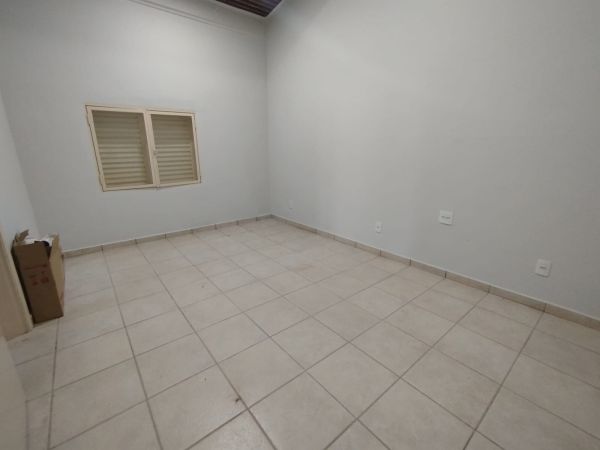 Imóvel Comercial no CENTRO em Dracena-SP