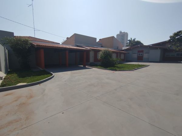 Imóvel Comercial no CENTRO em Dracena-SP