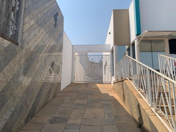 Imóvel Comercial no CENTRO em Dracena-SP