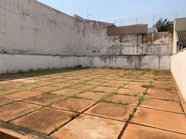 Imóvel Comercial no CENTRO em Dracena-SP