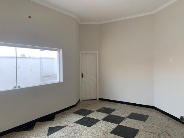 Imóvel Comercial no CENTRO em Dracena-SP