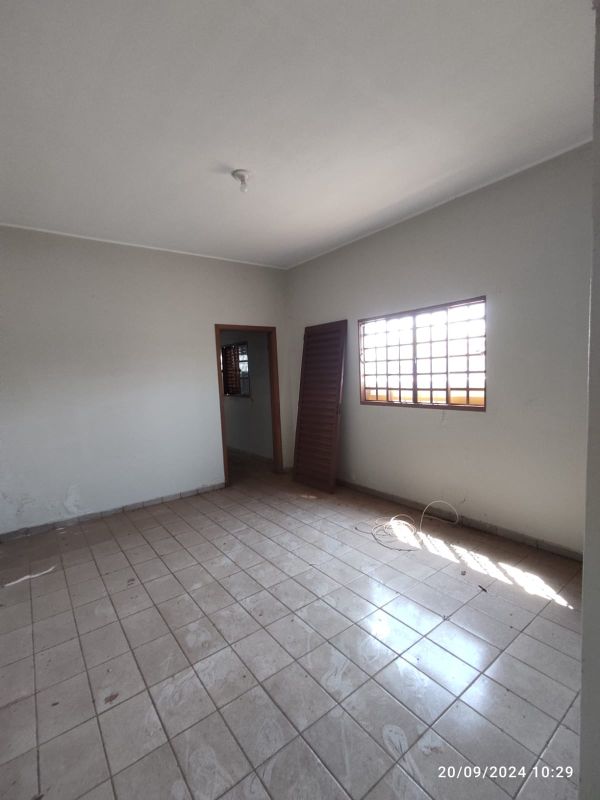Imóvel Comercial no CENTRO em Dracena-SP