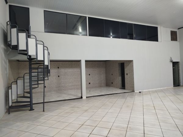 Imóvel Comercial no CENTRO em Dracena-SP