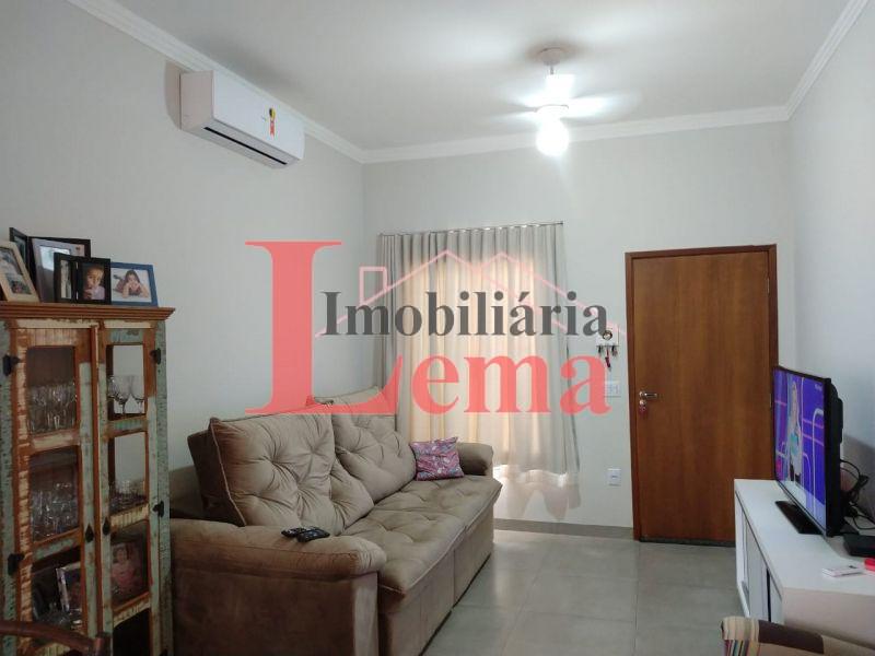 Imóvel Casa no PALMEIRAS III em Dracena-SP