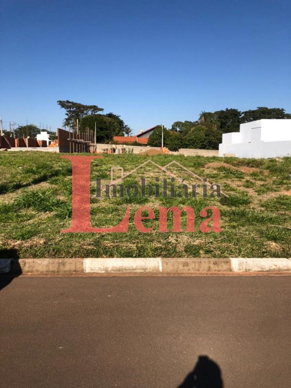 Imóvel Terreno no RESIDENCIAL VILA RICA em Dracena-SP