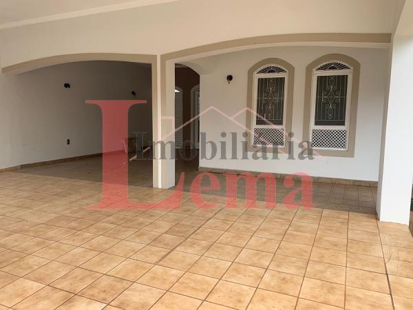 Imóvel Comercial no CENTRO em Dracena-SP