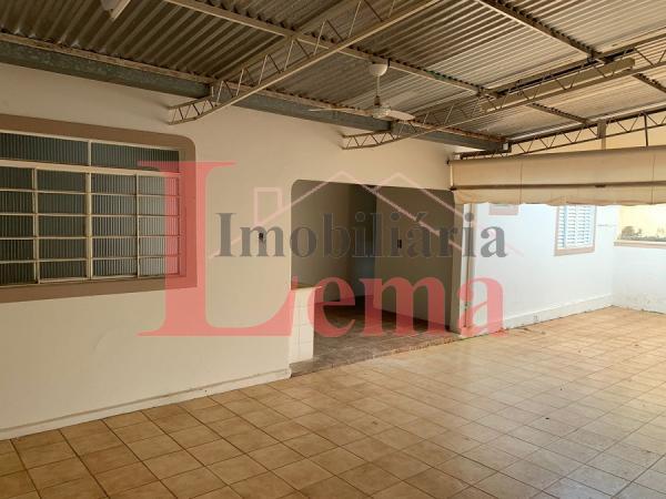 Imóvel Comercial no CENTRO em Dracena-SP