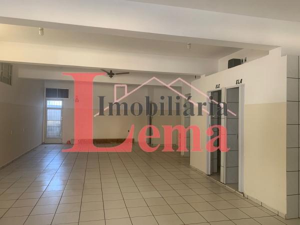 Imóvel Comercial no CENTRO em Dracena-SP