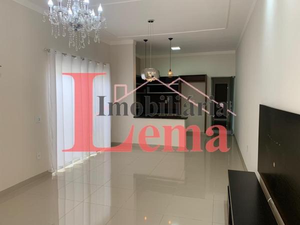 Imóvel Casa no PALMEIRAS I em Dracena-SP