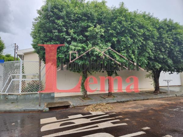 Imóvel Casa no JD ALVORADA em Dracena-SP