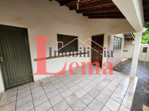 Imóvel Casa no METROPOLE  em Dracena-SP