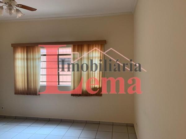 Imóvel Casa + Salão Comercial no CENTRO em Dracena-SP