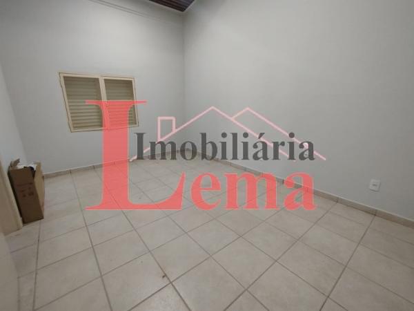 Imóvel Comercial no CENTRO em Dracena-SP