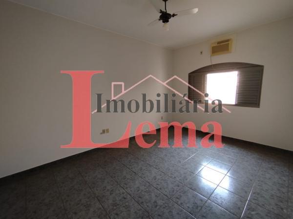 Imóvel Casa + Salão Comercial no CENTRO em Dracena-SP