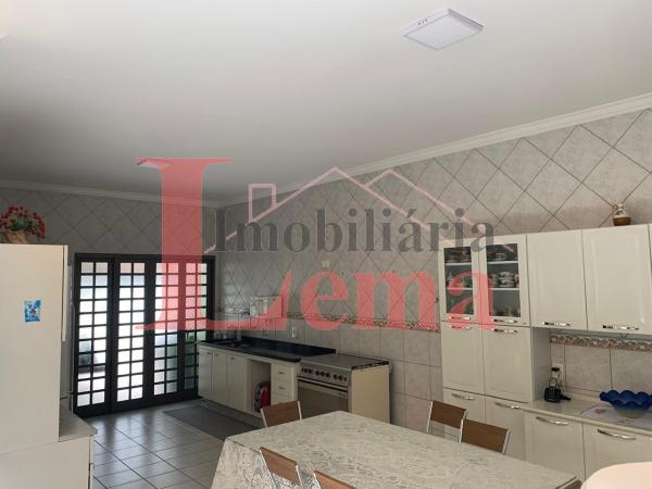 Imóvel Casa no CENTRO em Dracena-SP