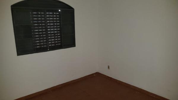 Imóvel Casa no METRÓPOLE em Dracena-SP