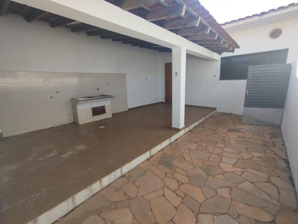 Imóvel Casa no CENTRO em Dracena-SP